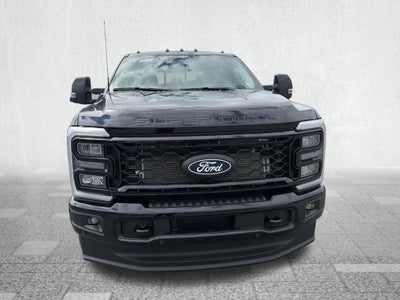 2027 Ford F-350SD Lariat