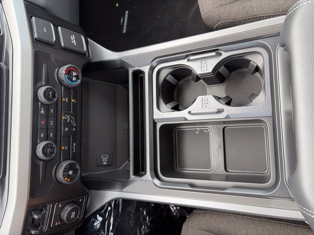 2027 Ford F-350SD XLT