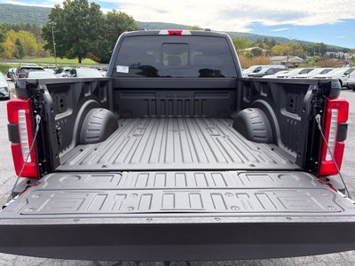 2027 Ford F-350SD XLT