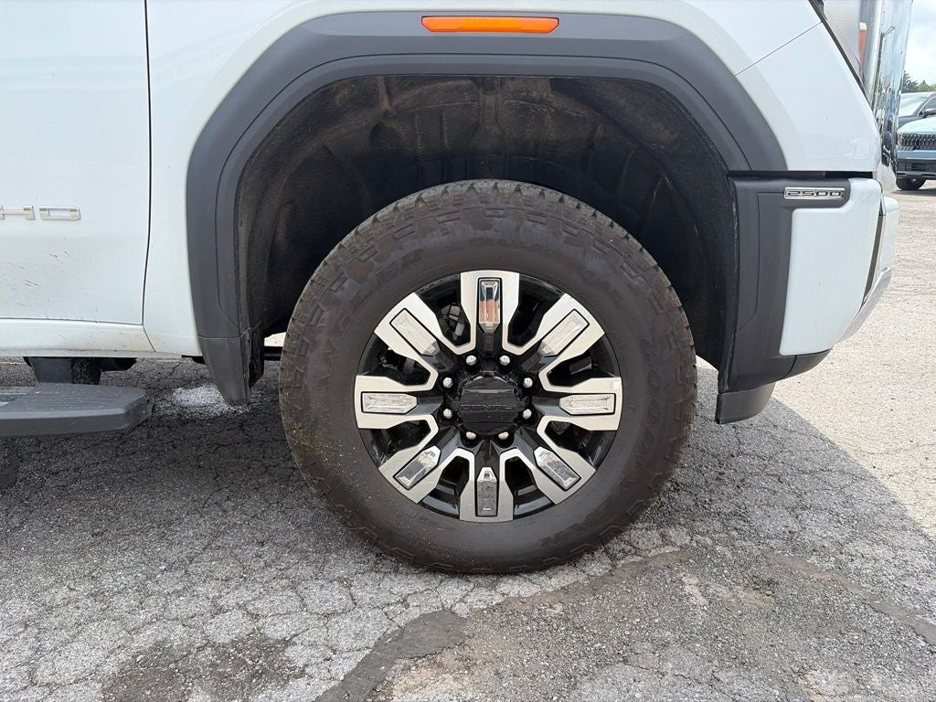 2026 GMC Sierra 2500HD Denali