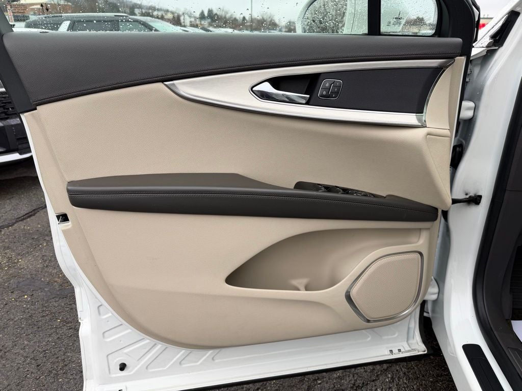 2020 Lincoln Nautilus Standard