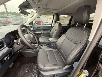 2025 Ford Maverick Lobo Standard