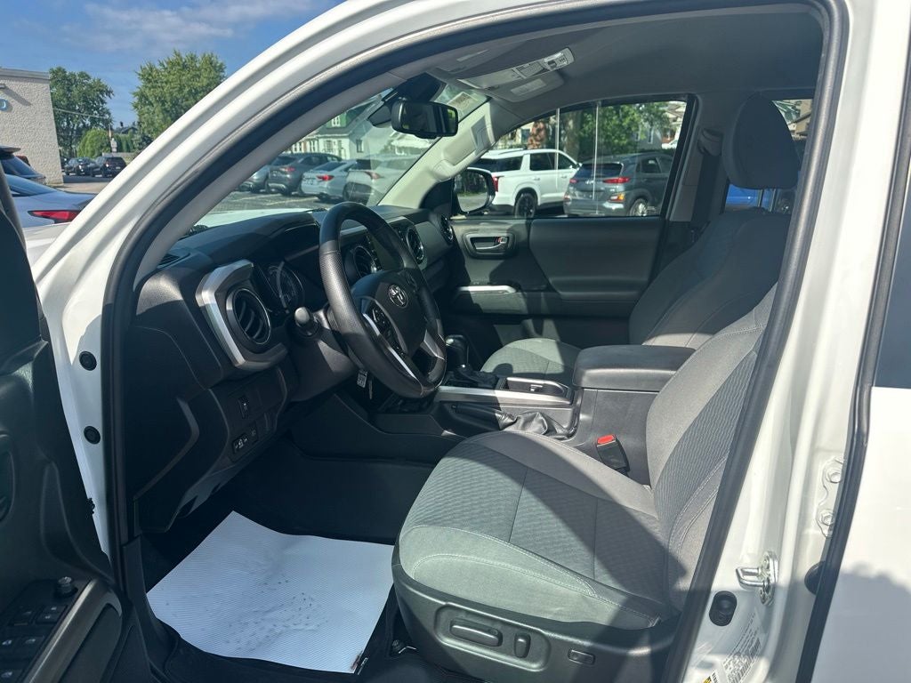 2022 Toyota Tacoma SR5 V6