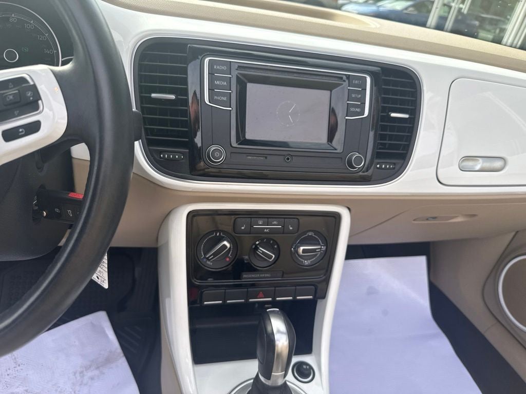 2019 Volkswagen Beetle Convertible 2.0T S