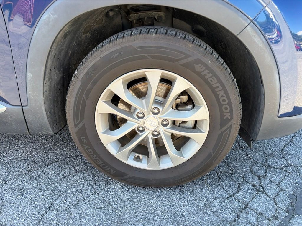 2019 Hyundai Santa Fe SE