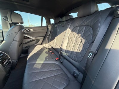 2024 BMW X6 xDrive40i