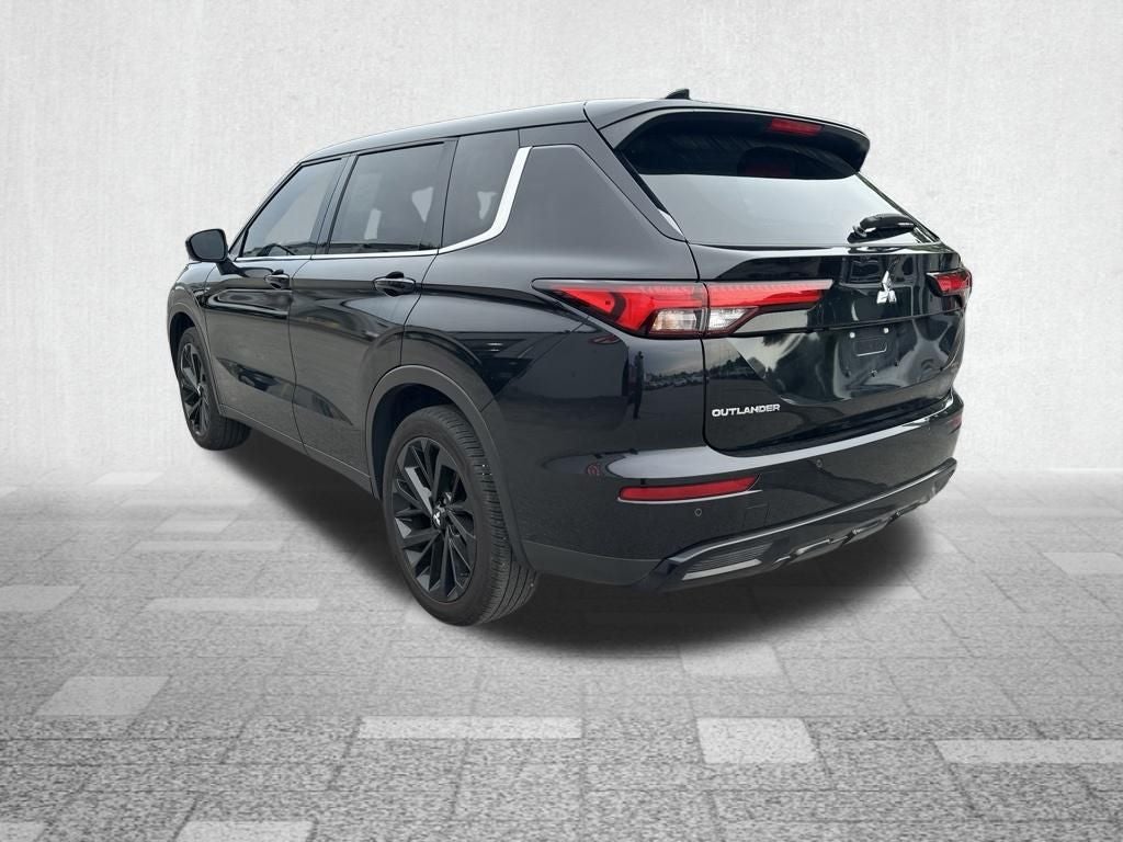 2024 Mitsubishi Outlander Base