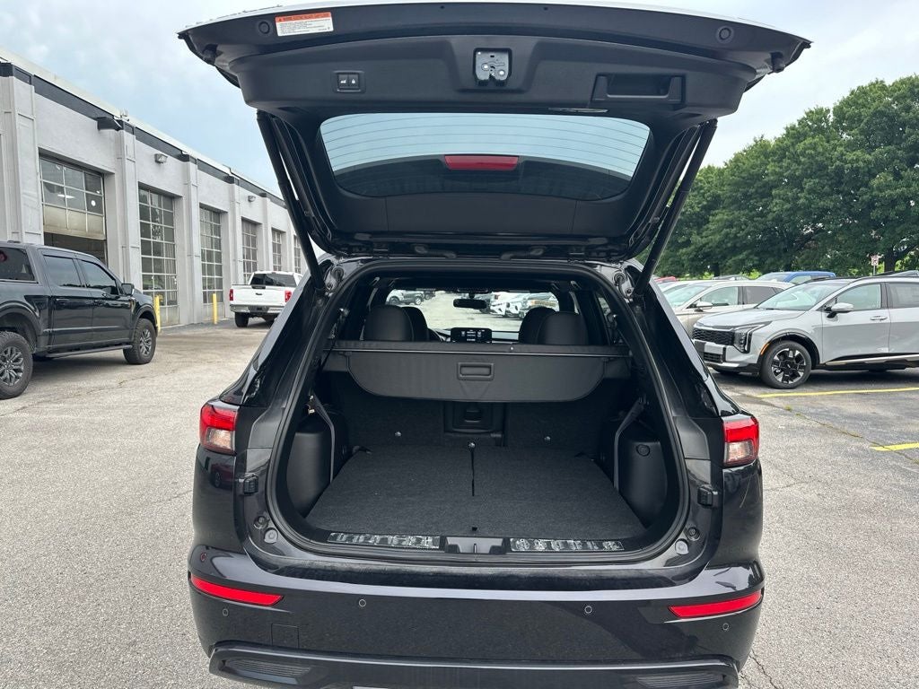 2024 Mitsubishi Outlander Base