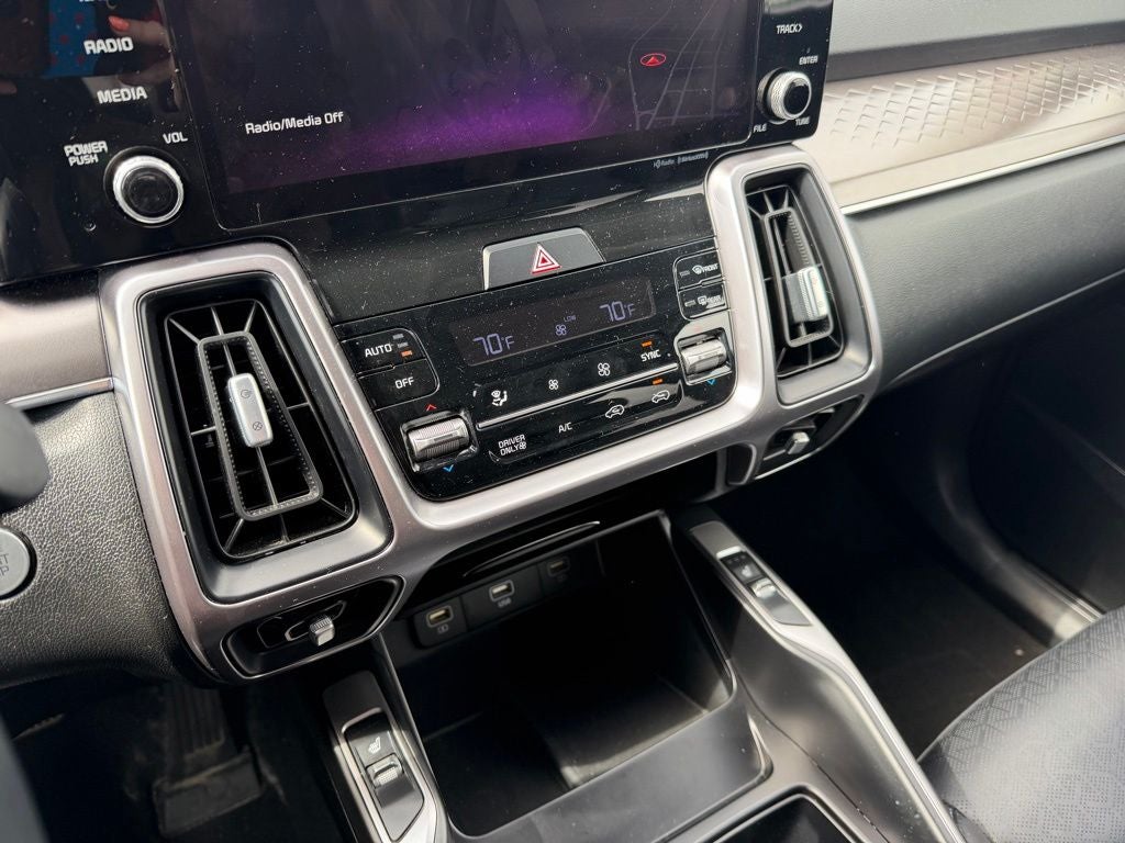2022 Kia Sorento Hybrid S