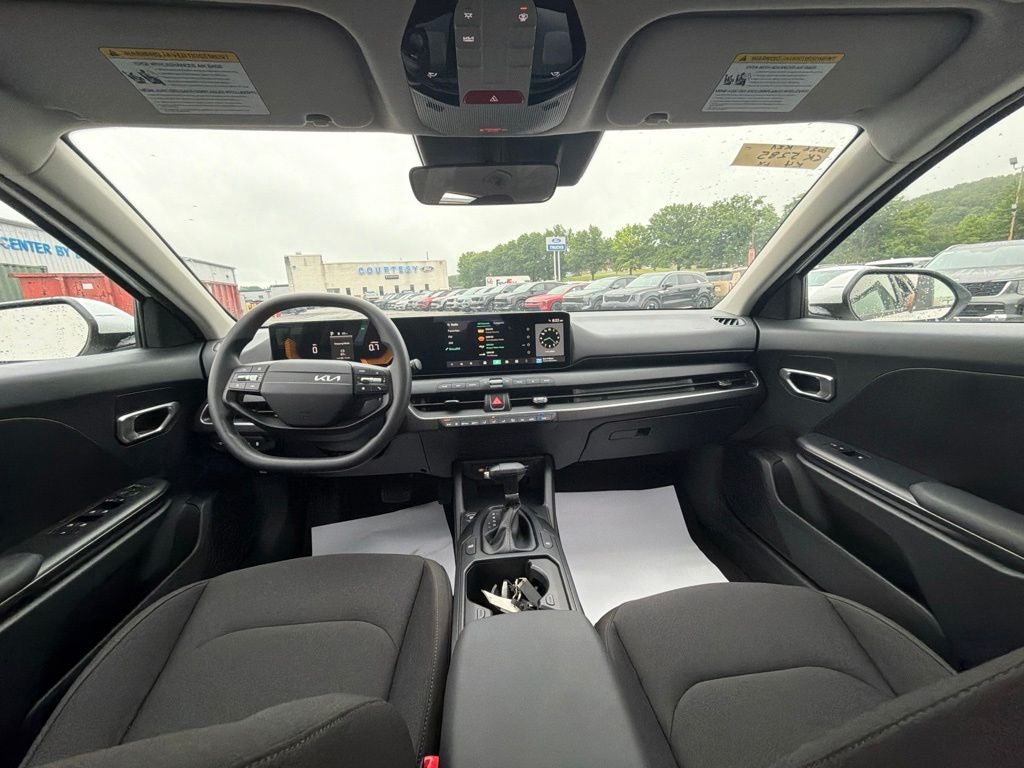 2026 Kia K4 LX