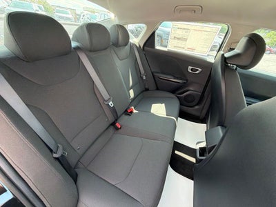 2026 Kia K4 LX