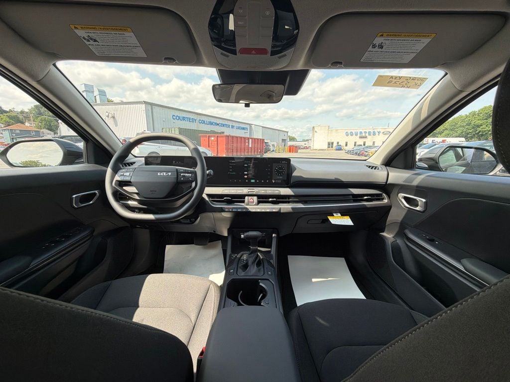2026 Kia K4 LX