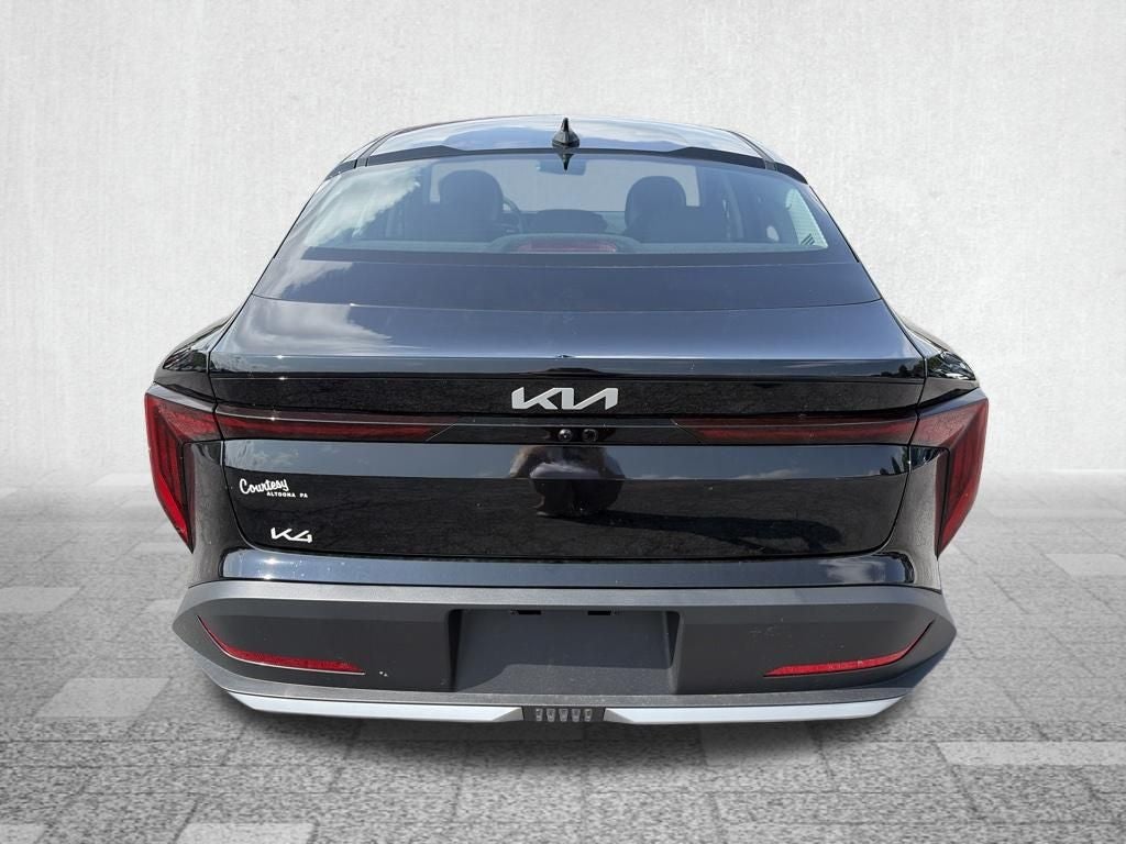 2026 Kia K4 LX