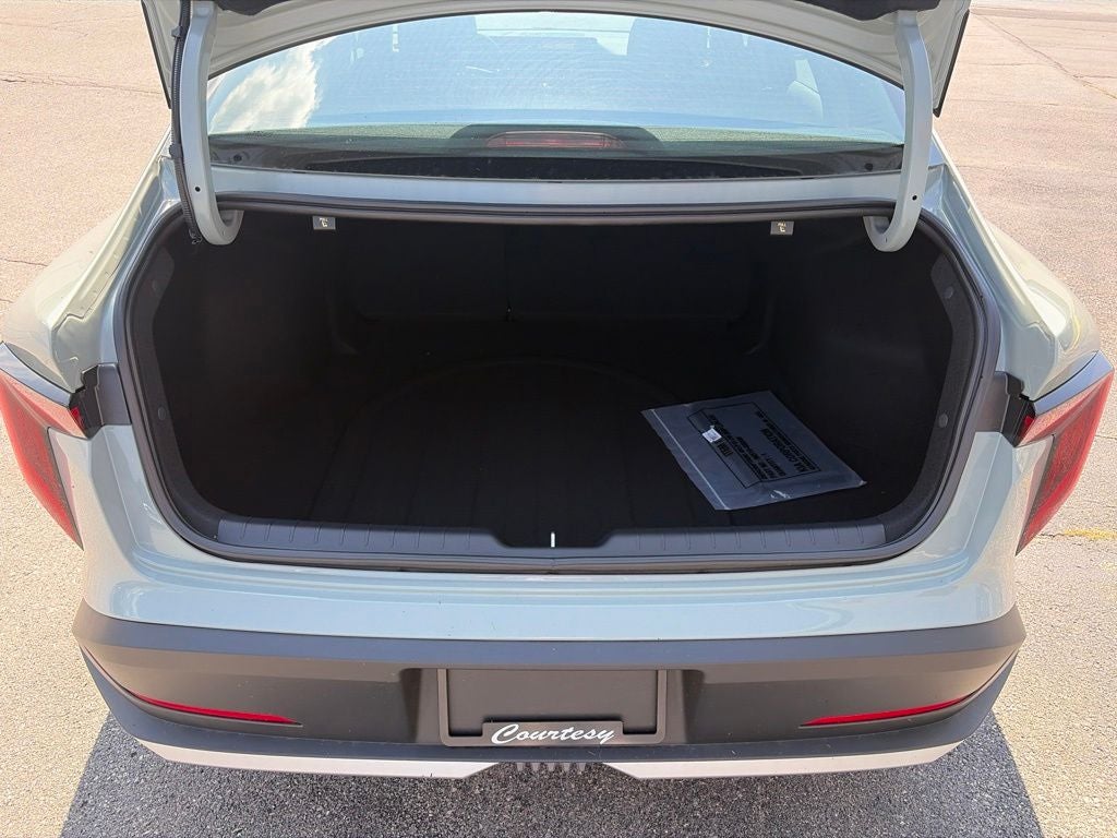 2026 Kia K4 EX
