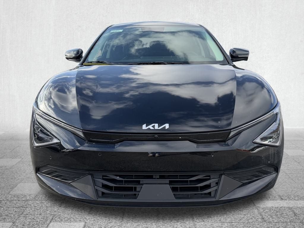 2025 Kia EV6 Light