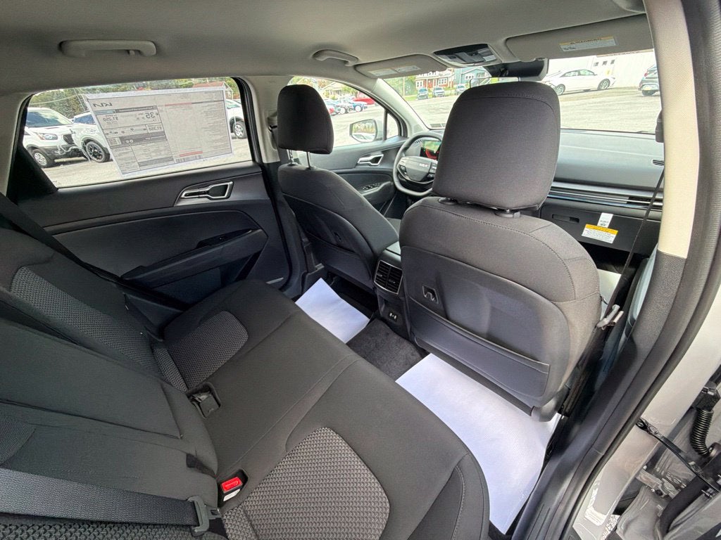 2027 Kia Sportage Hybrid S