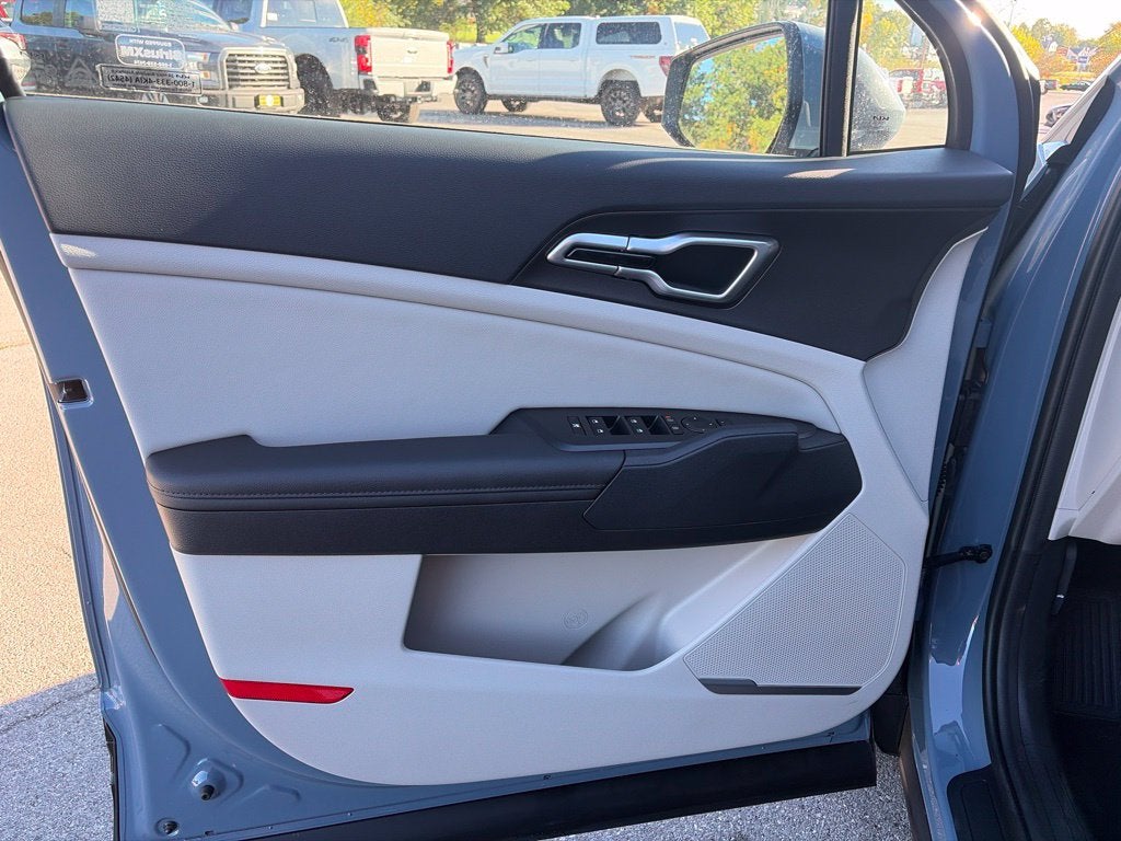 2027 Kia Sportage Hybrid EX