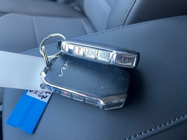 2025 Kia Niro Plug-In Hybrid EX