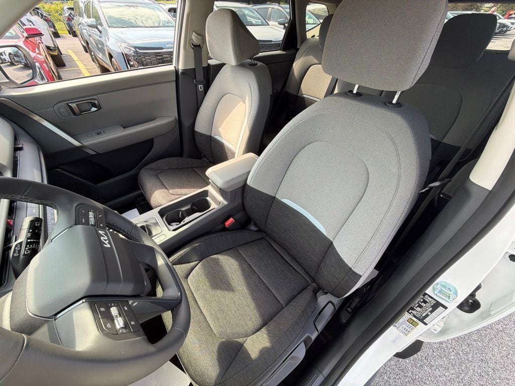 2027 Kia Seltos LX