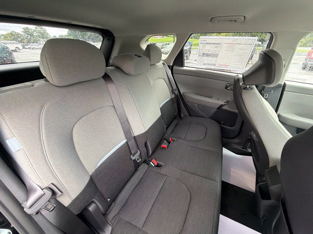 2027 Kia Seltos S