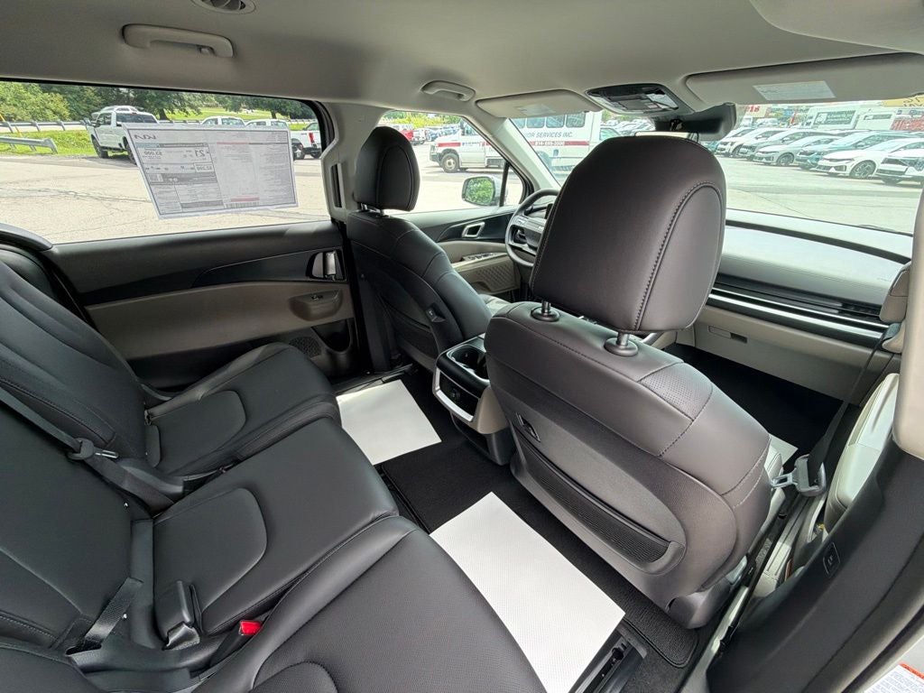 2027 Kia Carnival LXS