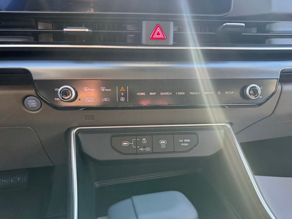 2026 Kia Carnival LXS