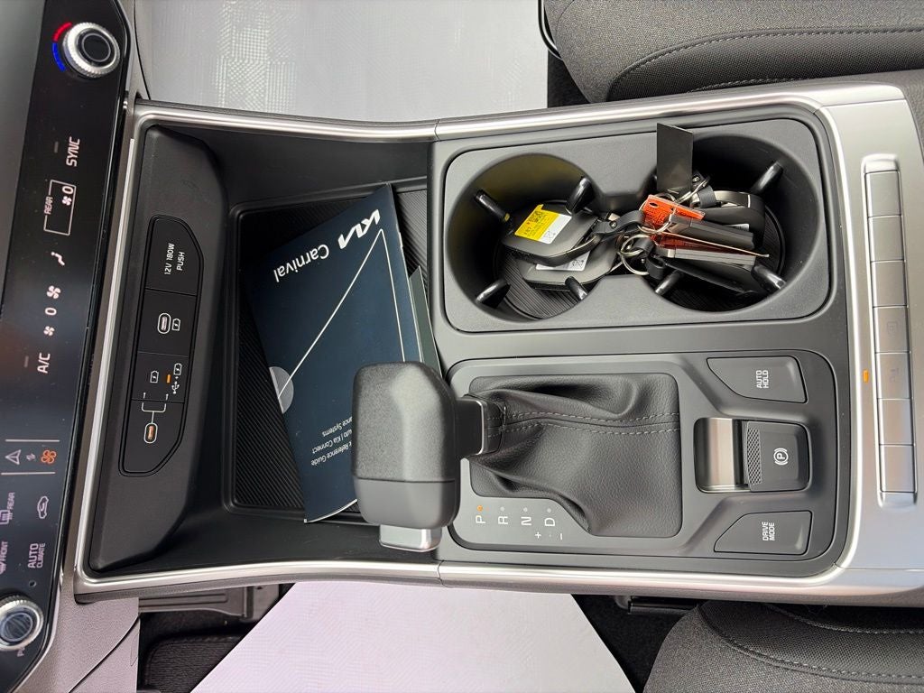 2026 Kia Carnival LX