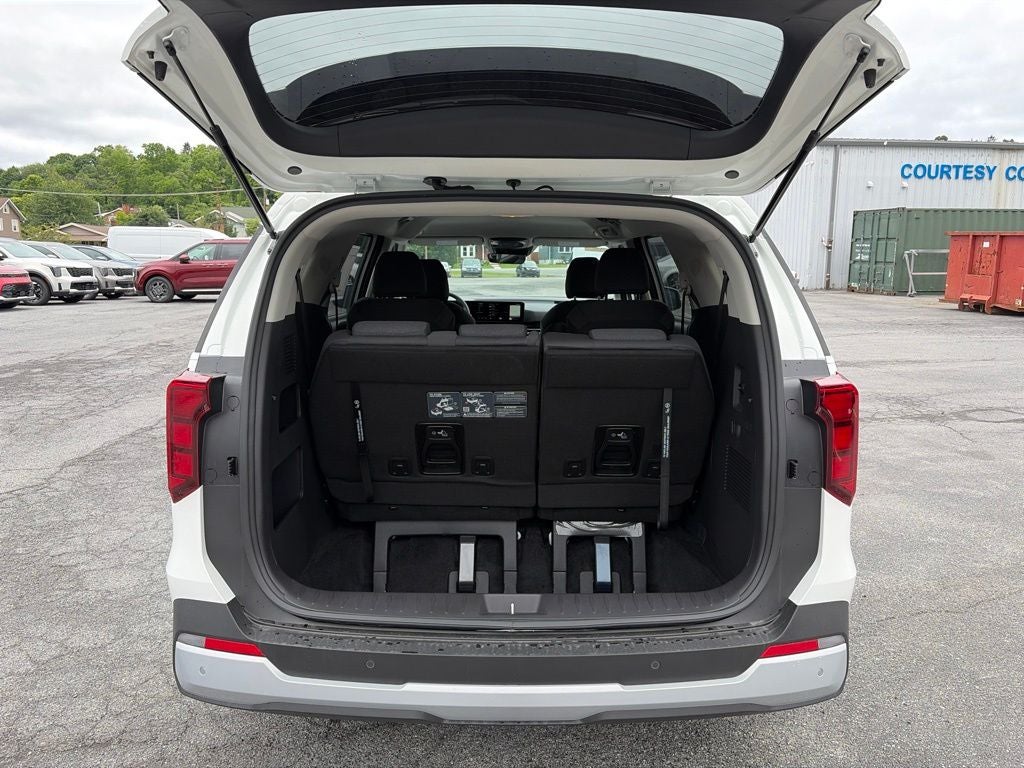 2026 Kia Carnival LX
