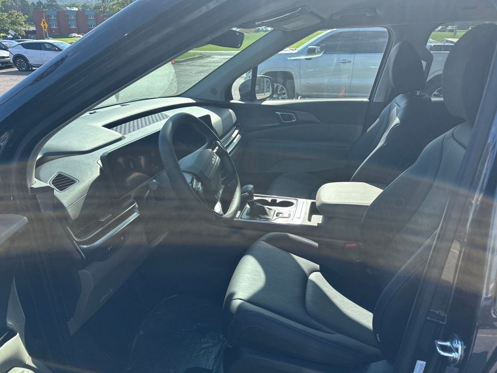 2027 Kia Carnival LXS