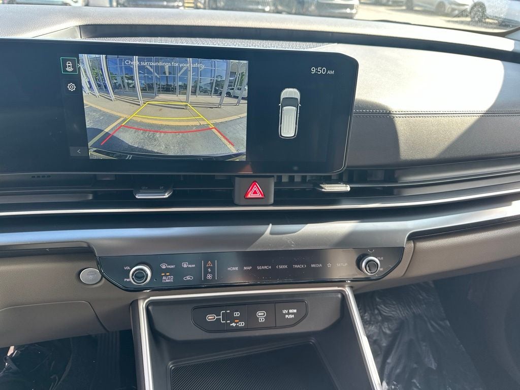 2027 Kia Carnival LXS