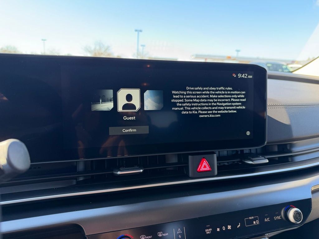 2026 Kia Carnival Hybrid LXS