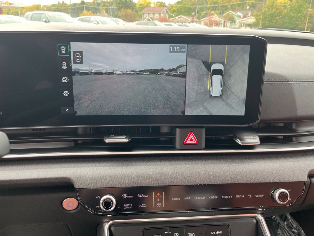 2027 Kia Carnival SX