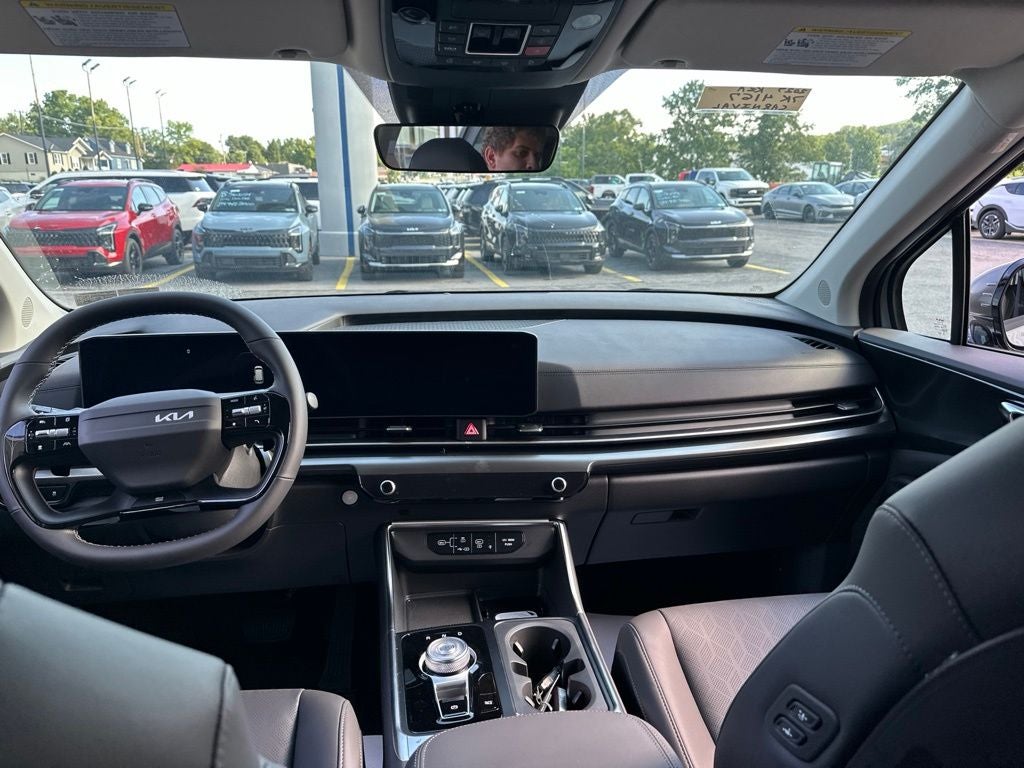 2027 Kia Carnival Hybrid SX