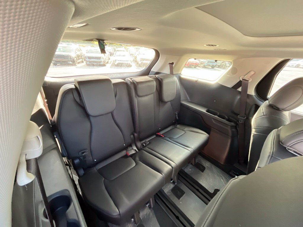 2027 Kia Carnival Hybrid SX