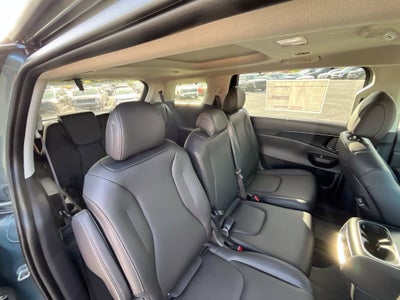 2027 Kia Carnival Hybrid SX