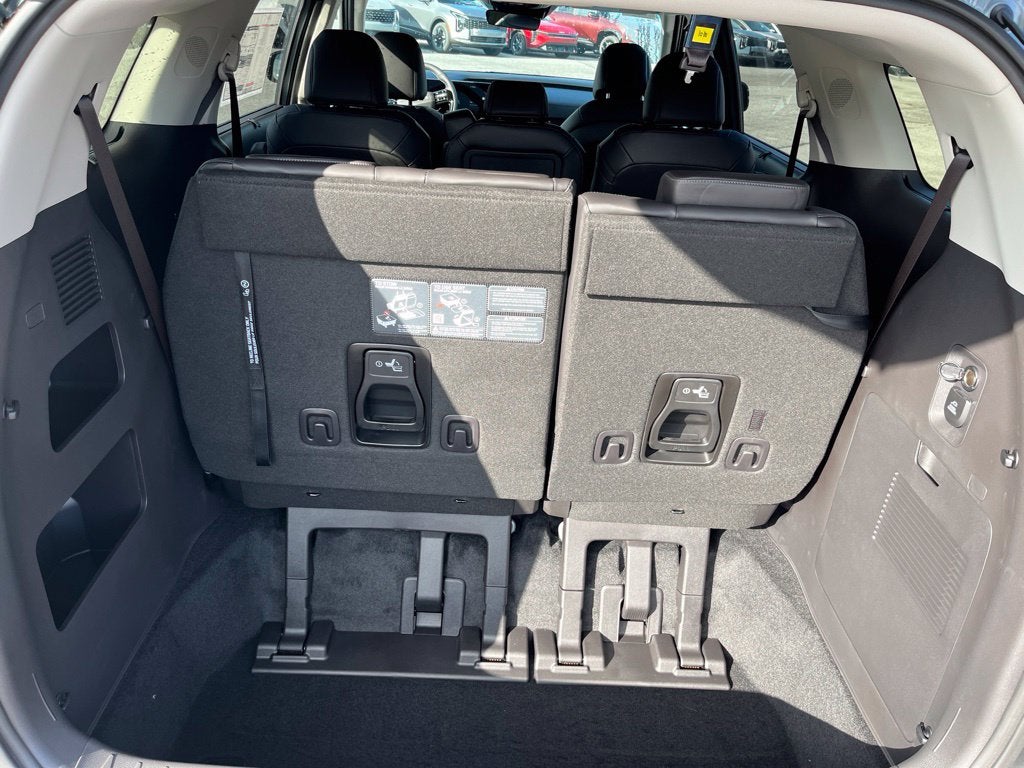 2027 Kia Carnival Hybrid SX