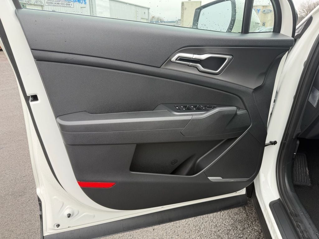 2026 Kia Sportage Hybrid S