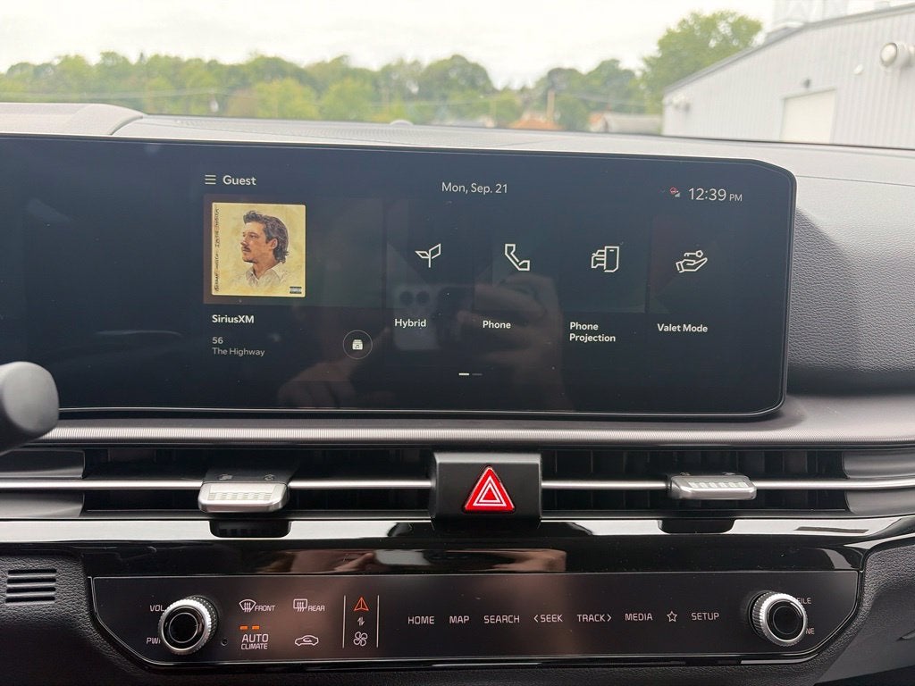 2027 Kia Sportage Hybrid EX